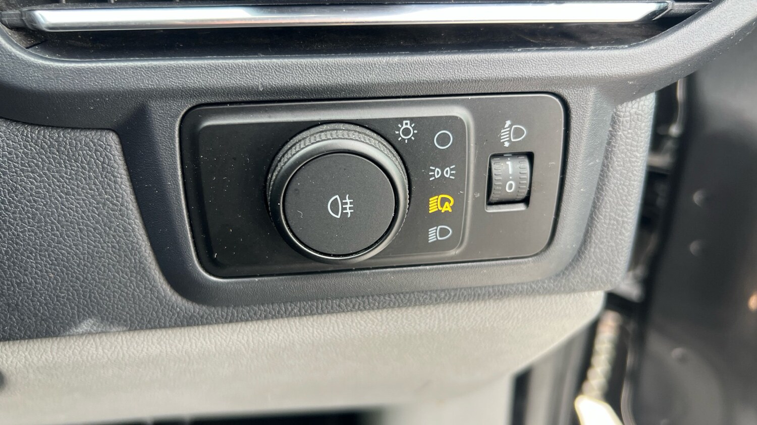 Vehicle 33