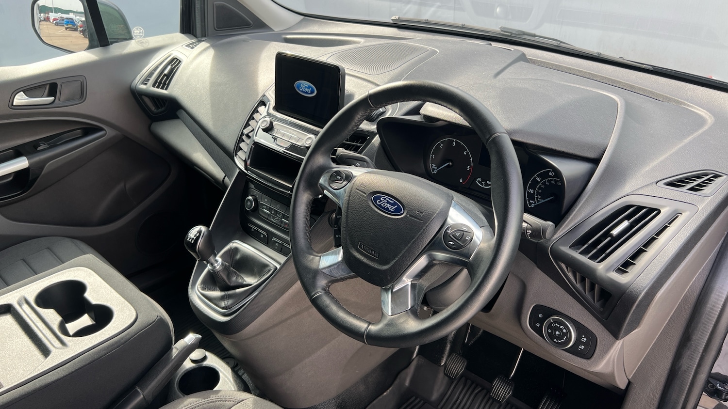 Used Ford Transit Connect 2024 for sale - 77963081: Photo 11