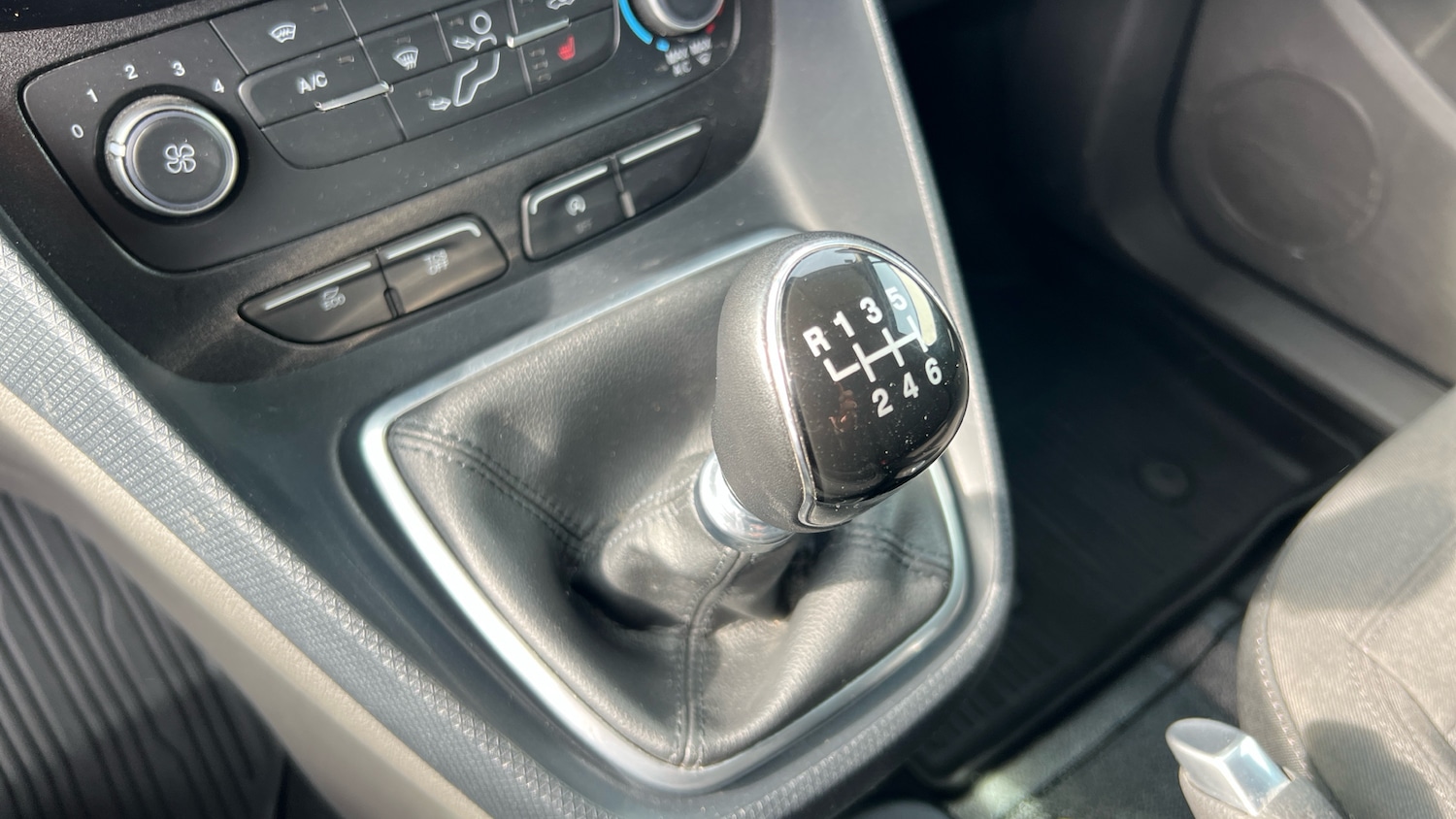 Used Ford Transit Connect 2024 for sale - 77963081: Photo 13