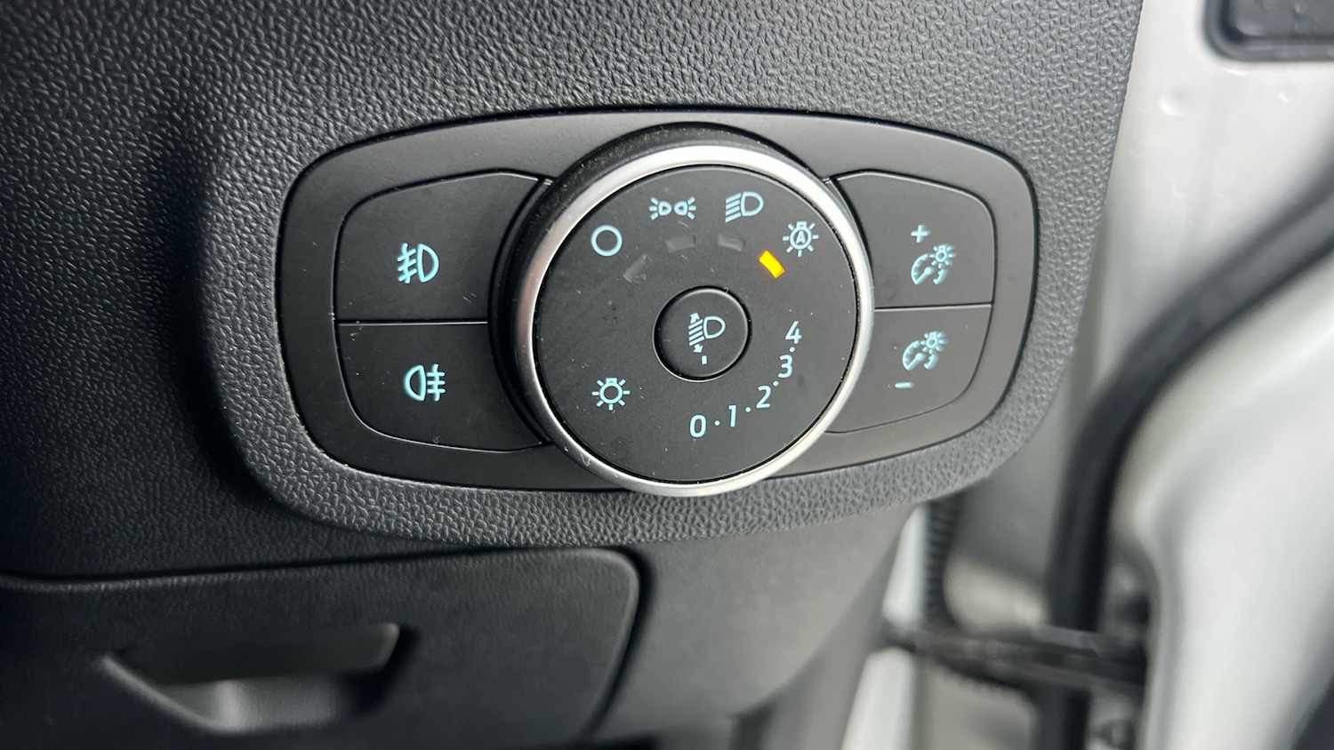 Used Ford Fiesta 2020 for sale - 76565335: Photo 39