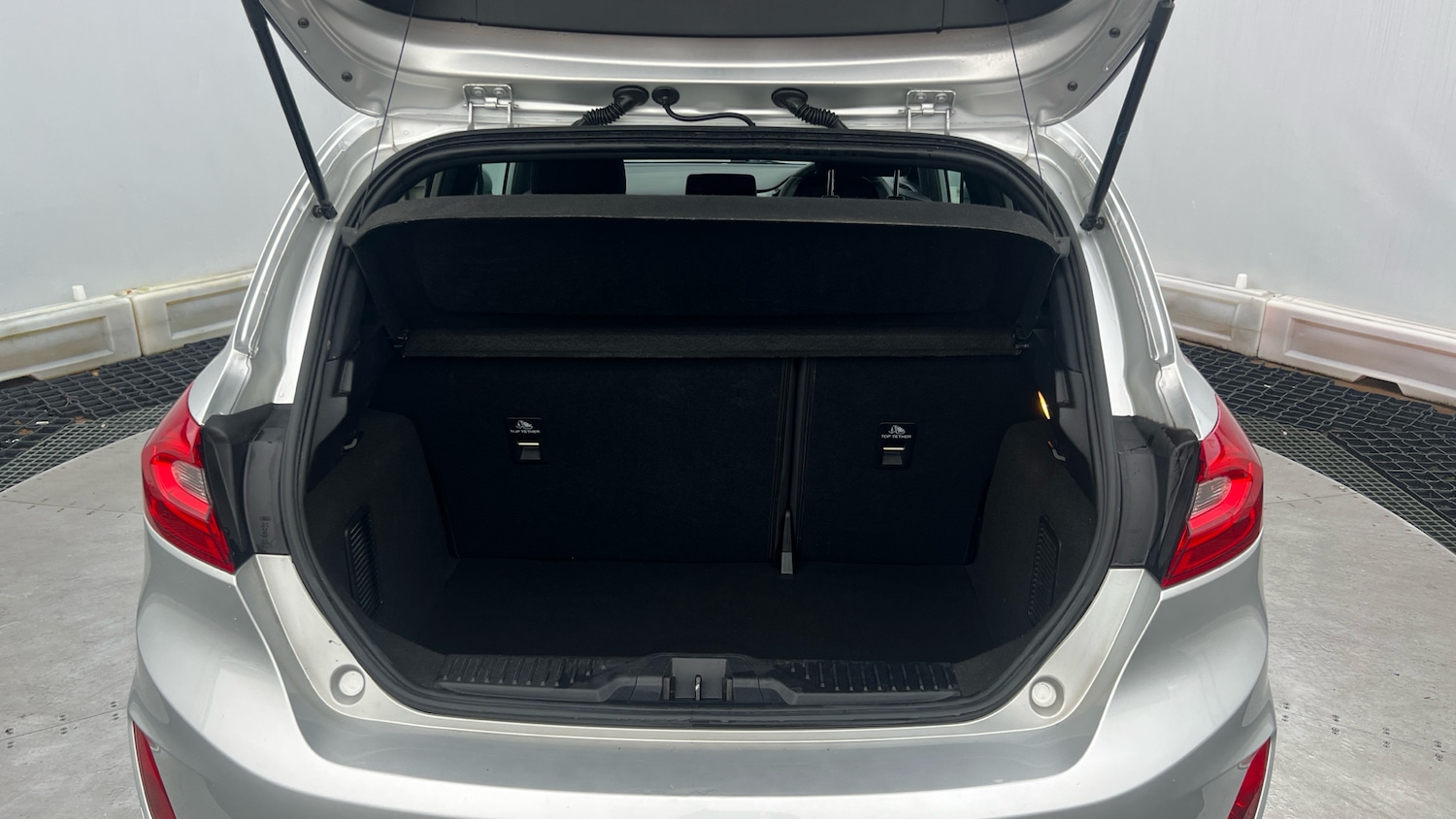 Used Ford Fiesta 2020 for sale - 76565335: Photo 4