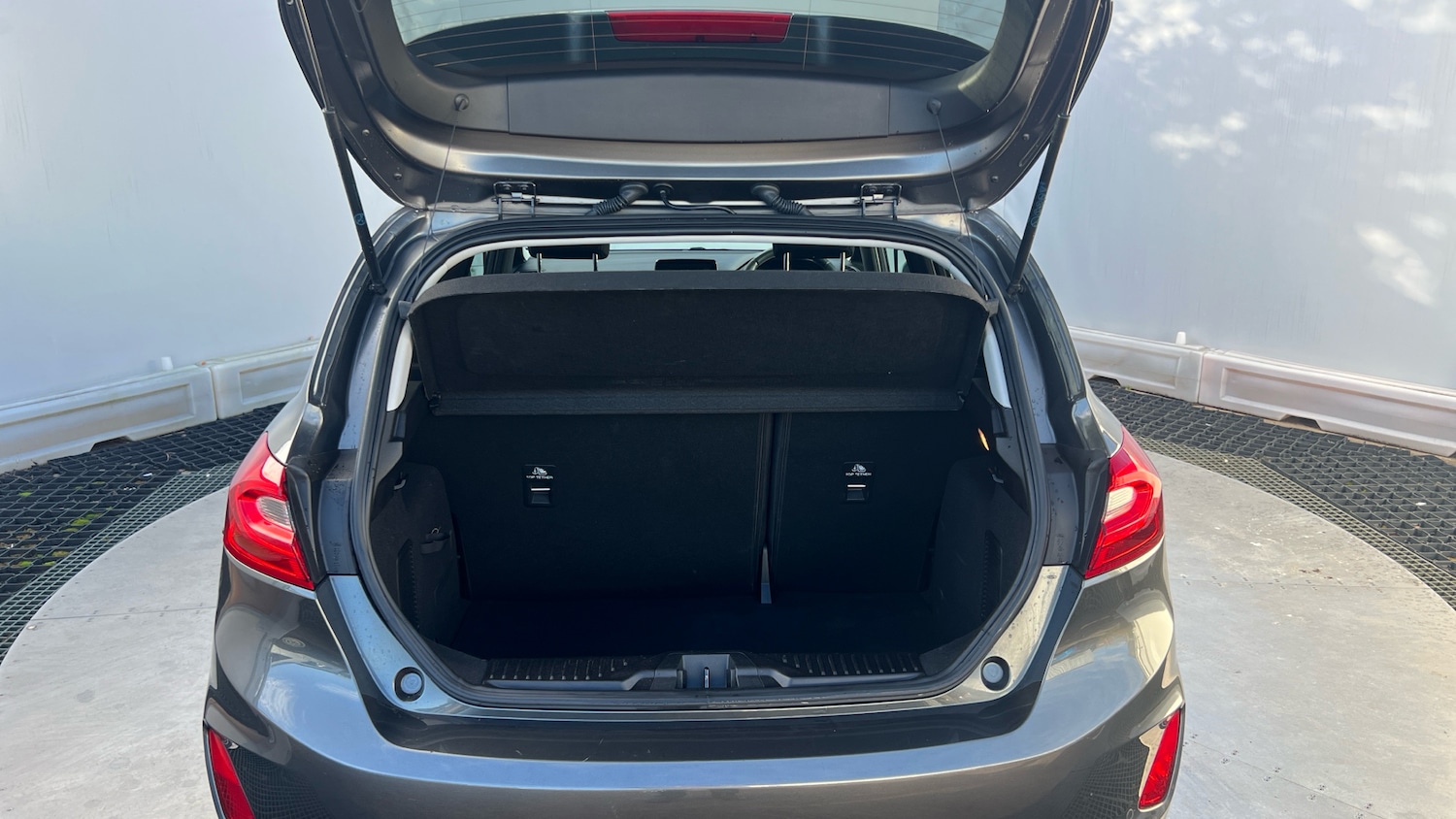 Used Ford Fiesta 2020 for sale - 76637565: Photo 4