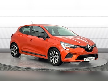 Used Renault Clio 2023 for sale - 78629780: Photo