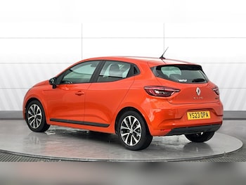 Used Renault Clio 2023 for sale - 78629780: Photo