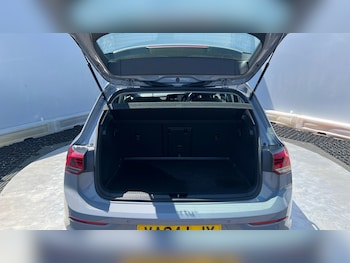 Used Volkswagen Golf 2024 for sale - 78733387: Photo