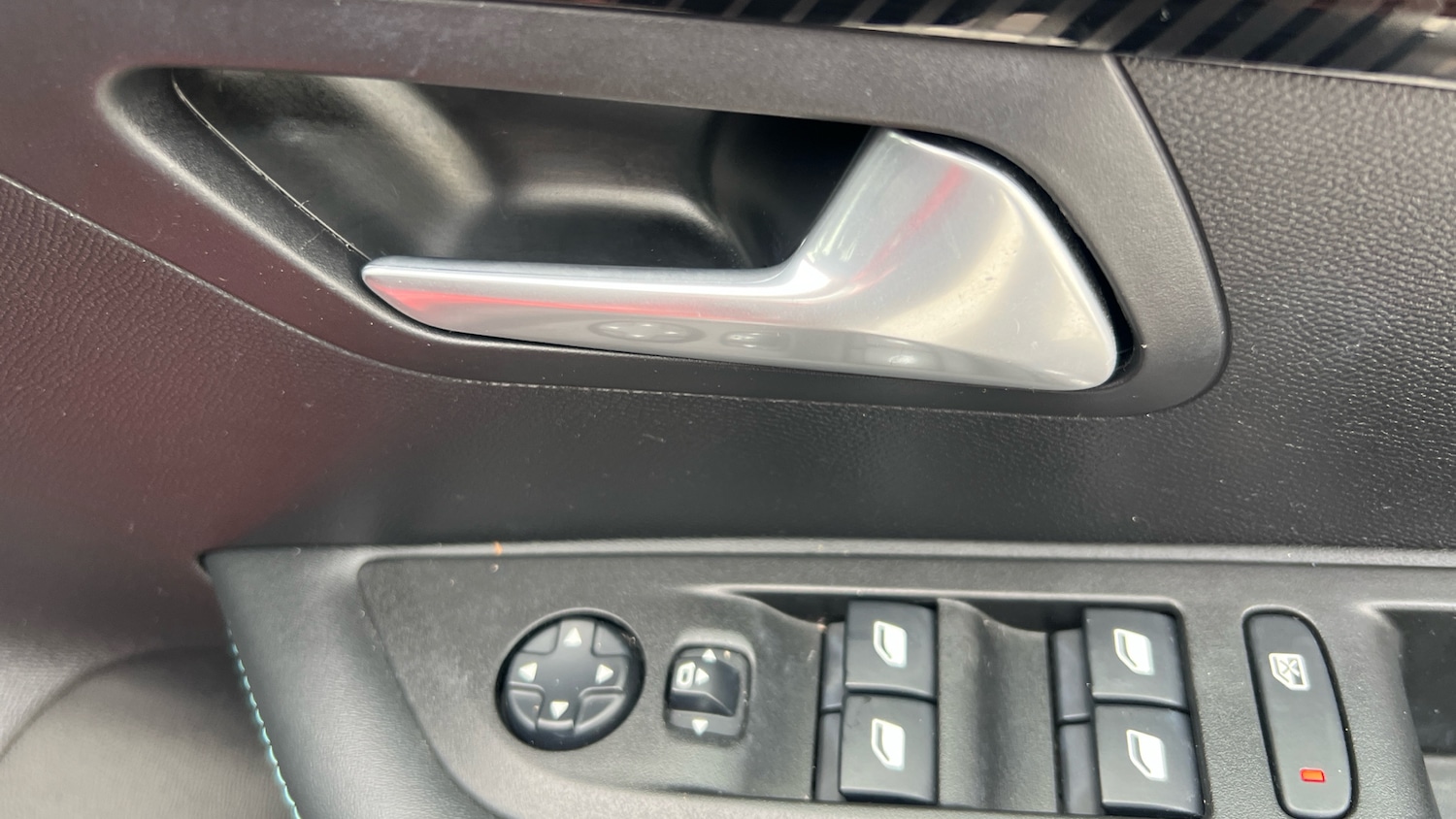 Used Peugeot 208 2021 for sale - 77337516: Photo 38