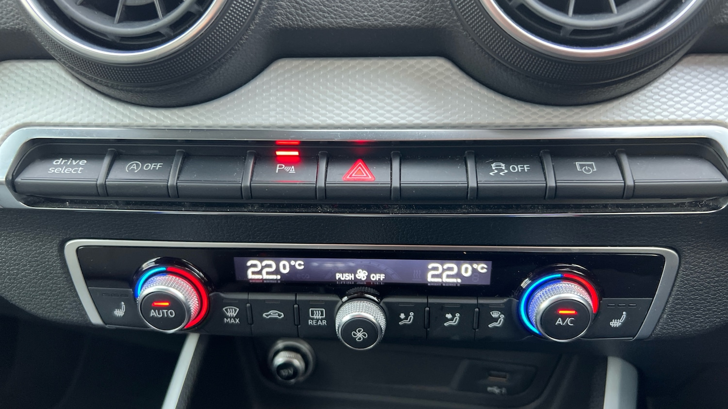 Used Audi Q2 2016 for sale - 76684777: Photo 27