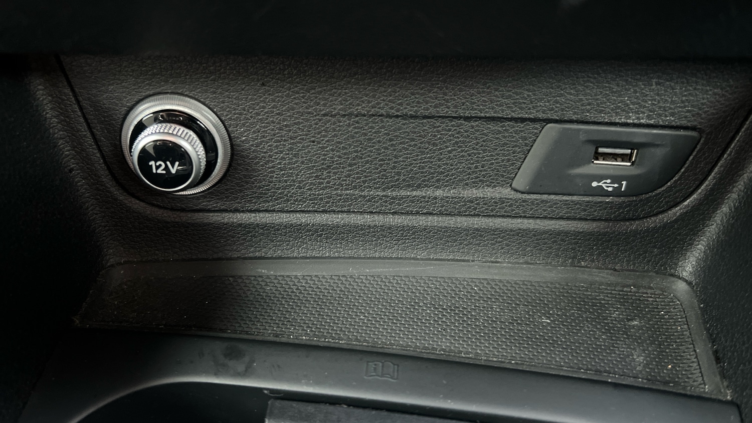 Used Audi Q2 2016 for sale - 76684777: Photo 30