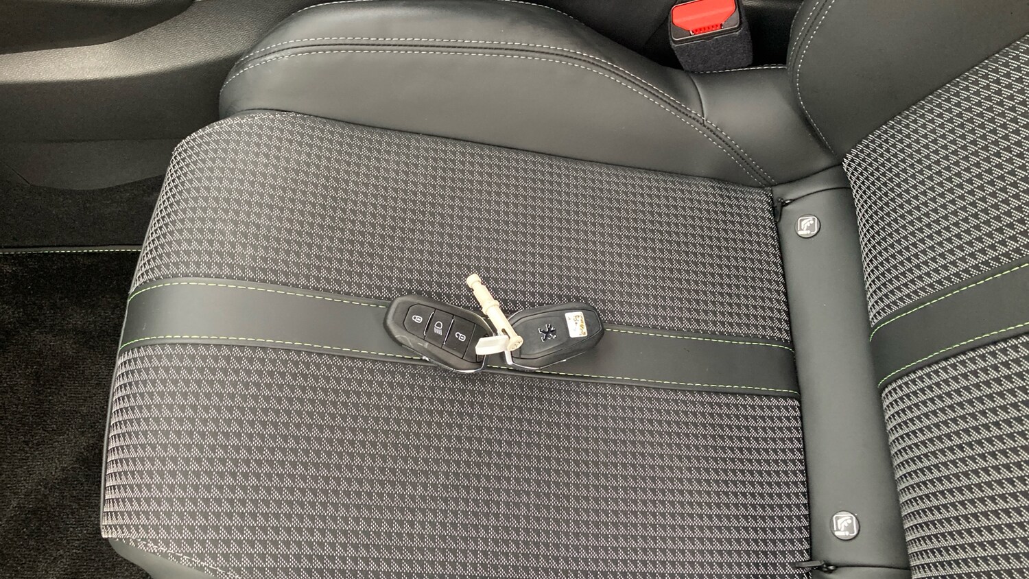 Used Peugeot 208 2020 for sale - 77337518: Photo 20