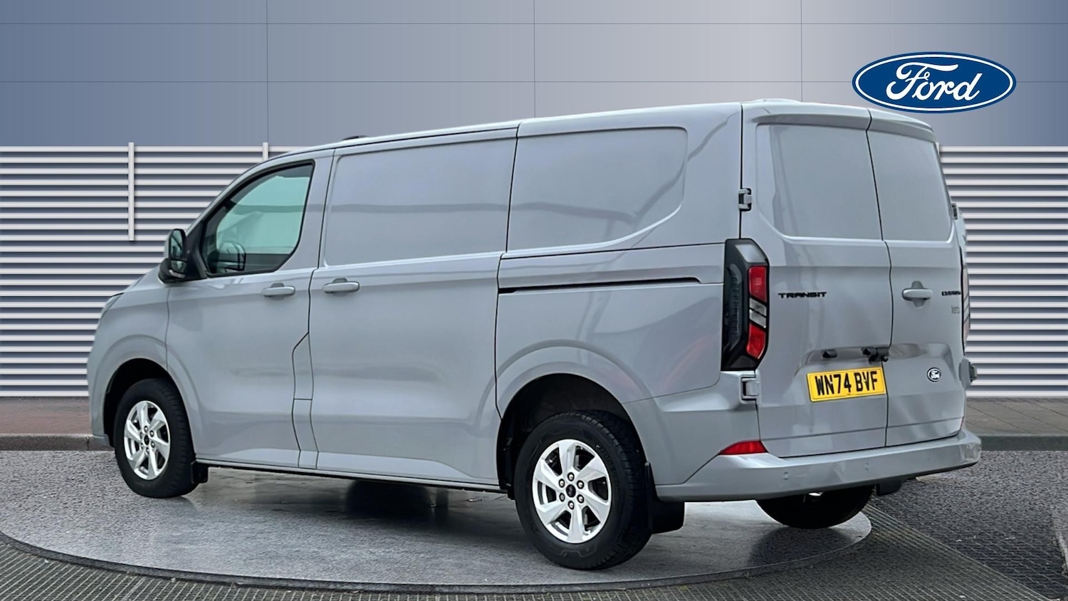 Used Ford Transit Custom 2024 for sale - 77730770: Photo 2