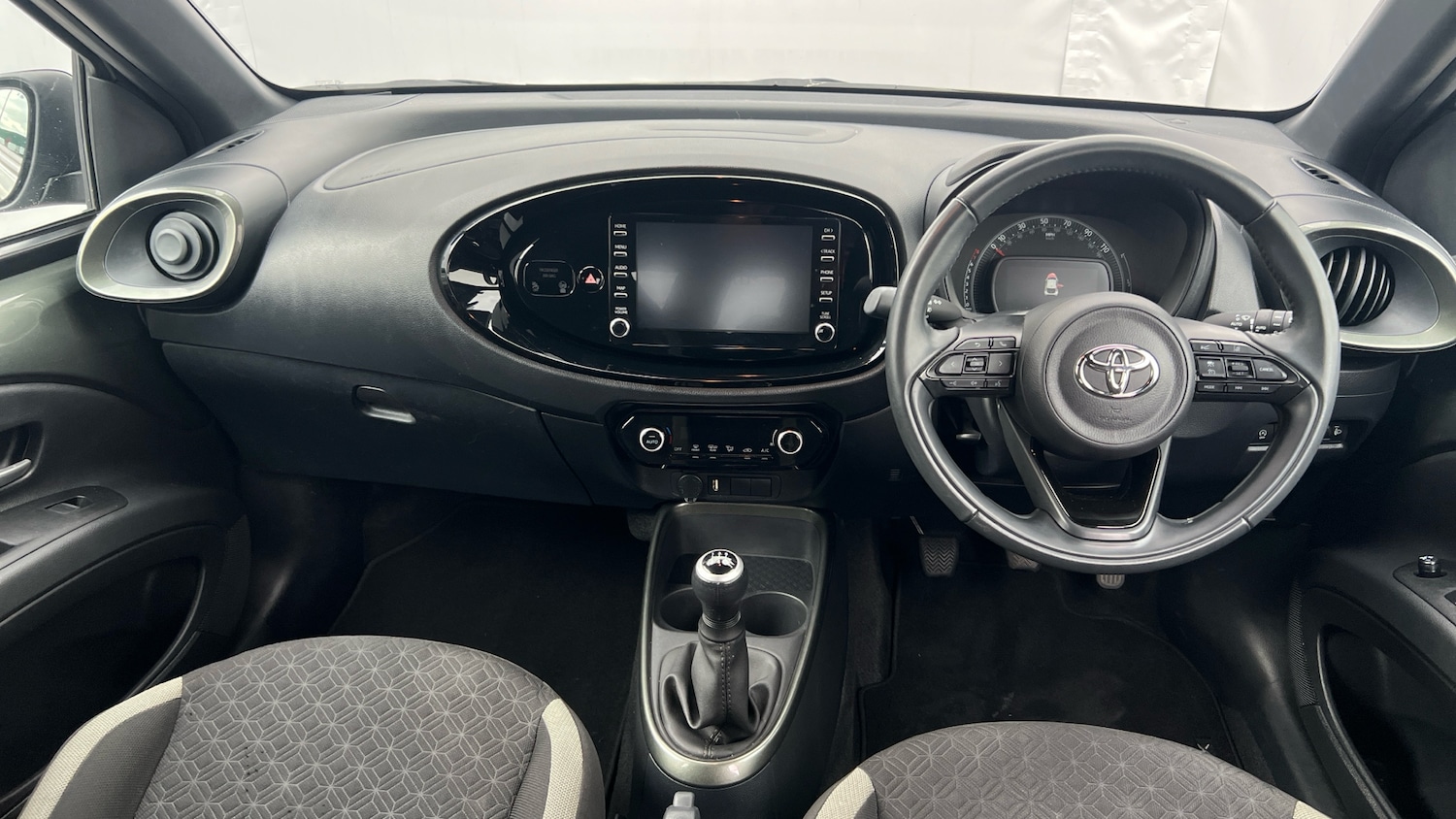 Used Toyota Aygo X 2022 for sale - 76694205: Photo 10