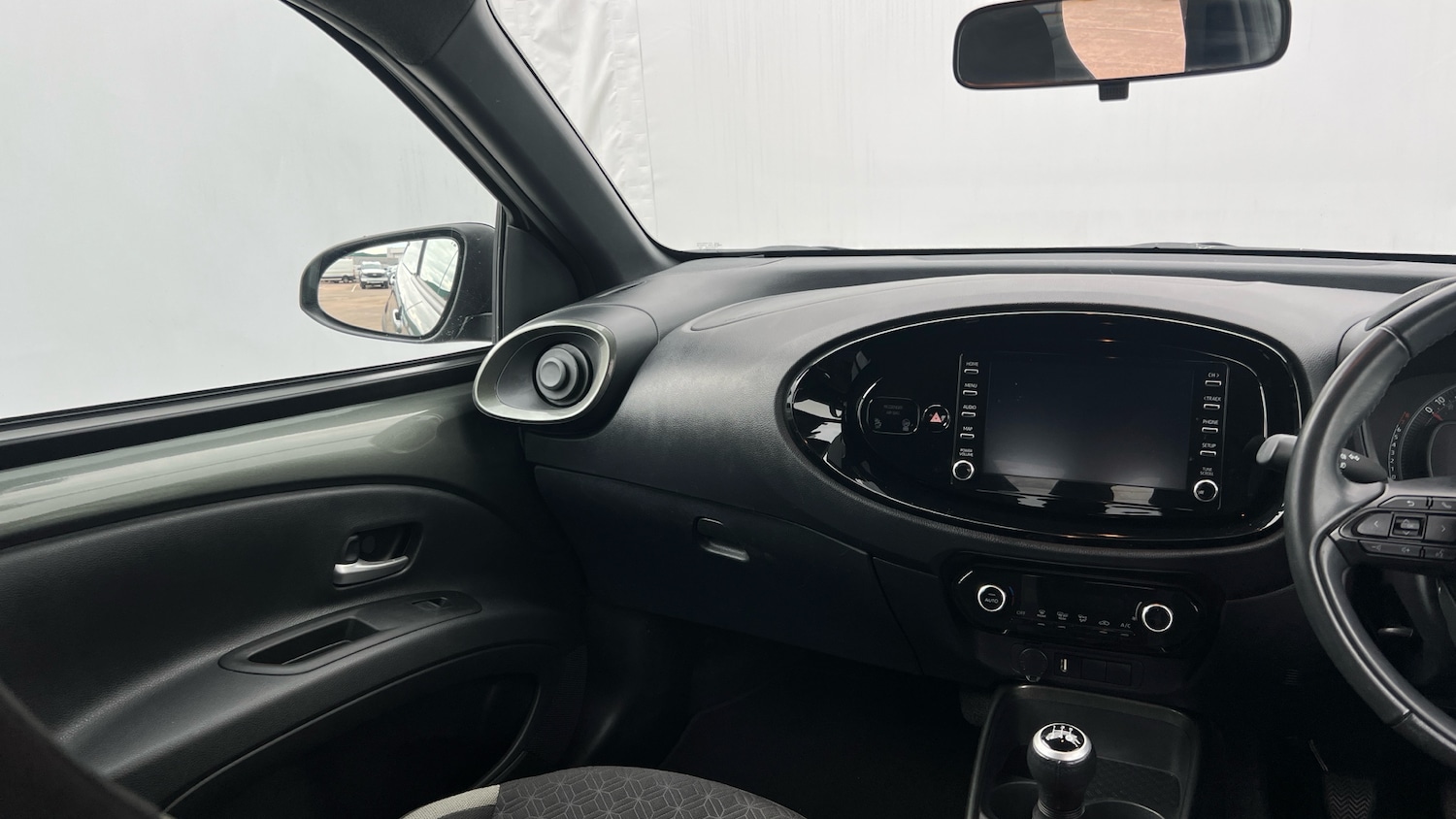 Used Toyota Aygo X 2022 for sale - 76694205: Photo 14