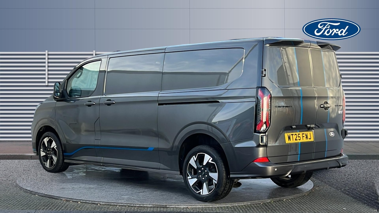 Used Ford Transit Custom 2025 for sale - 77116411: Photo 2