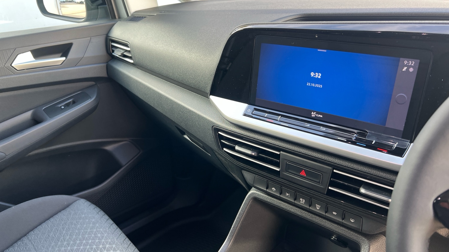 Used Ford Transit Connect 2025 for sale - 76340514: Photo 14