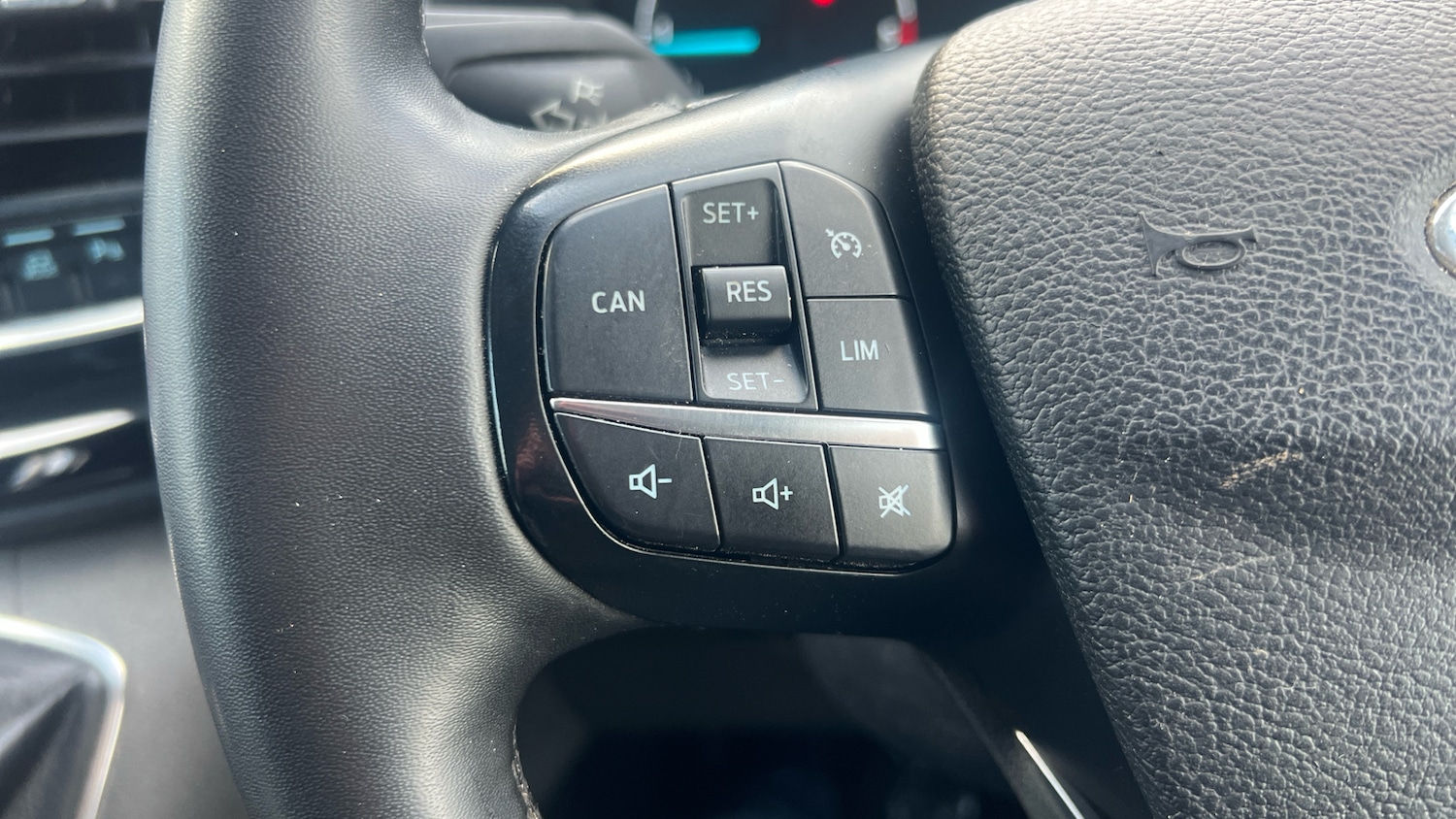 Used Ford Transit Custom 2024 for sale - 76650991: Photo 33