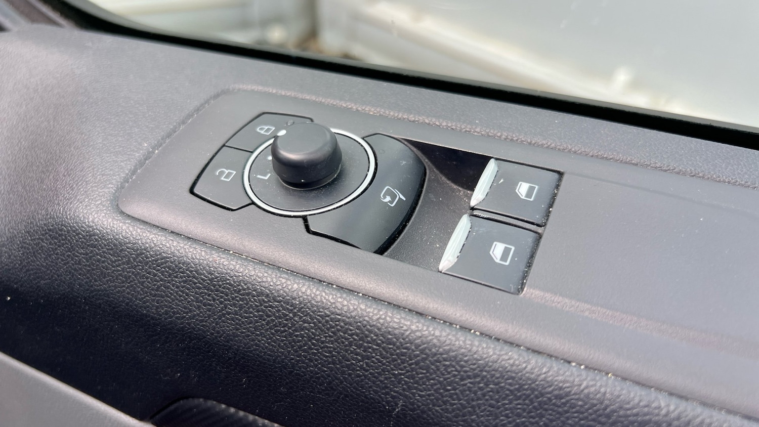 Vehicle 33