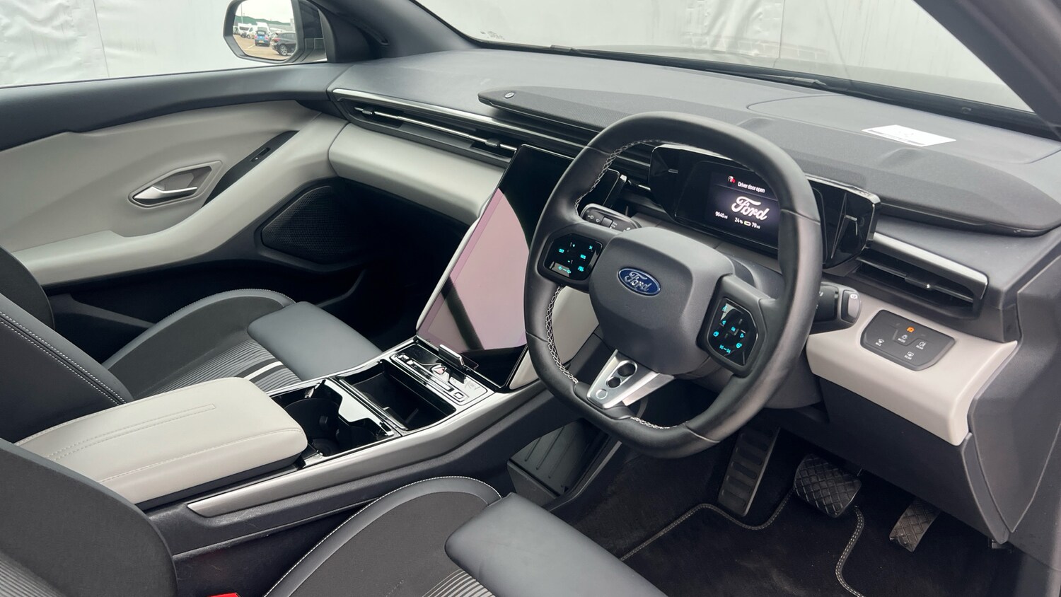 Used Ford Capri 2025 for sale - 77915860: Photo 11