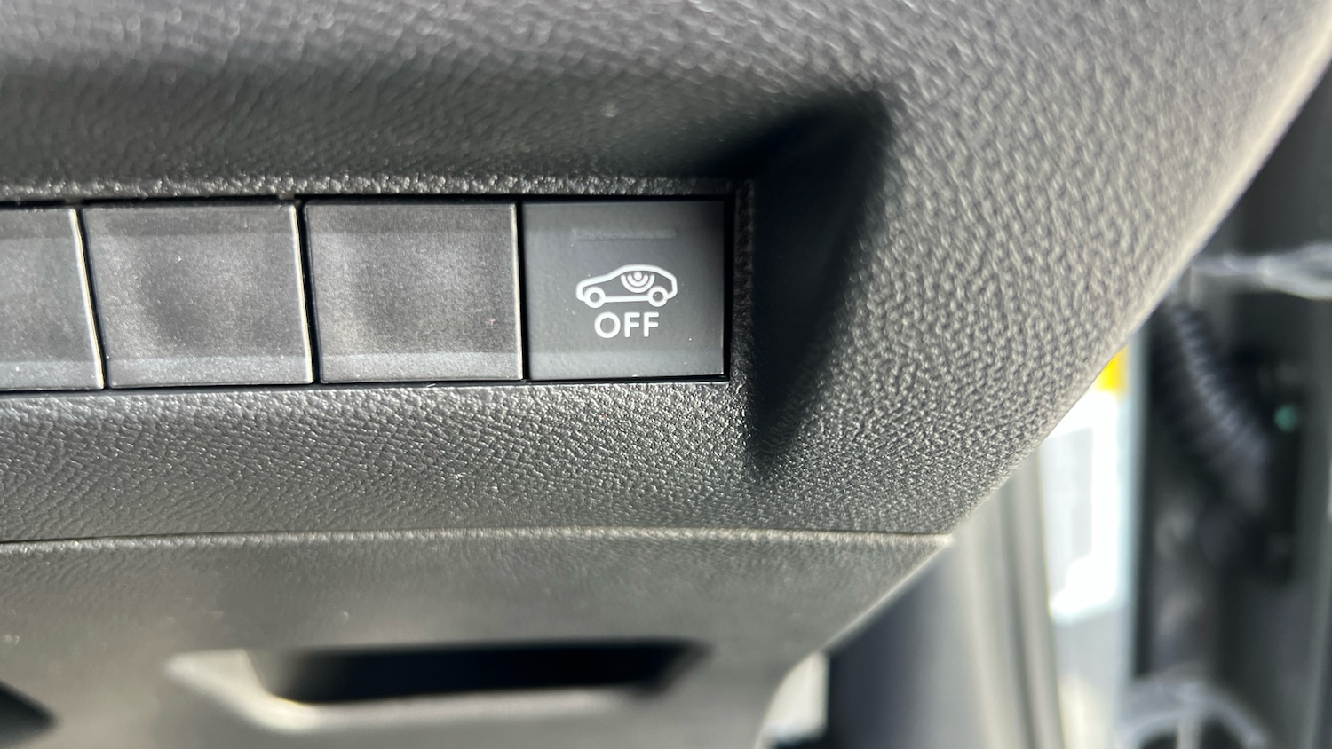 Used Peugeot 2008 2023 for sale - 77196379: Photo 39