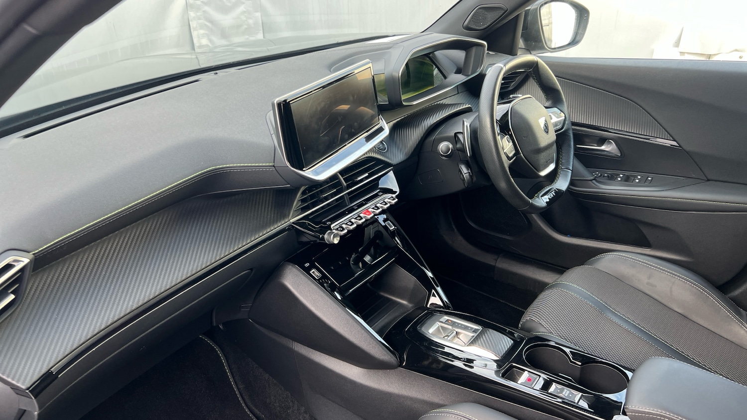 Used Peugeot 2008 2023 for sale - 77196379: Photo 9