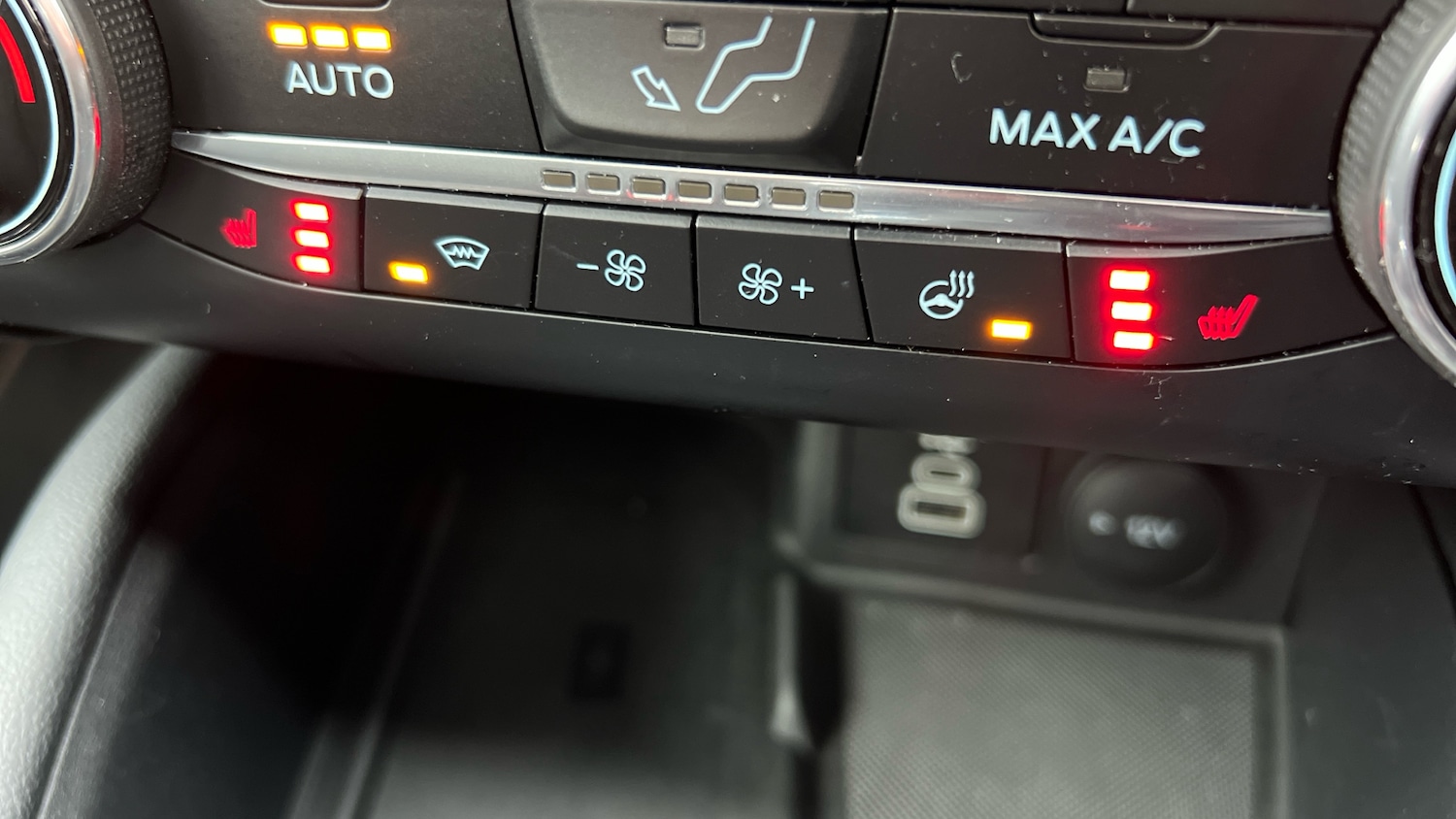 Used Ford Kuga 2023 for sale - 77544572: Photo 29