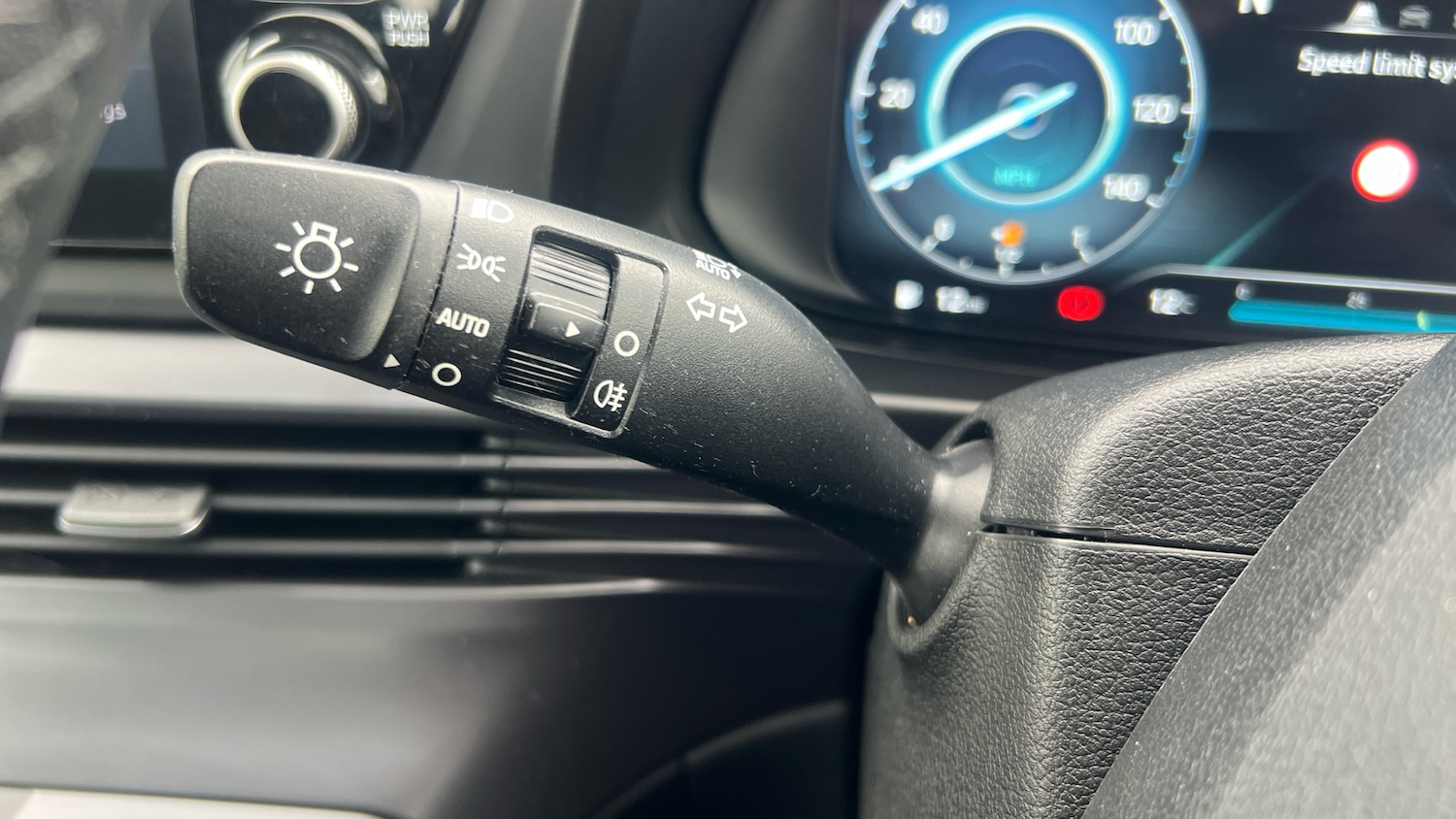 Used Hyundai i20 2022 for sale - 77999270: Photo 33