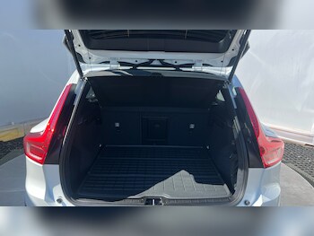 Used Volvo XC40 2023 for sale - 78109303: Photo