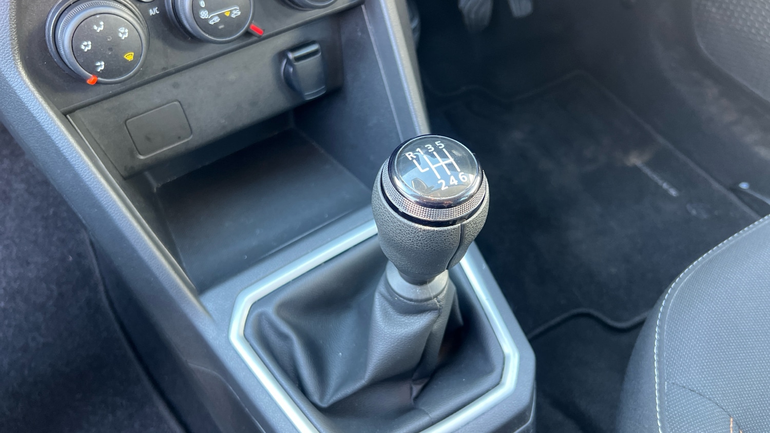 Used Dacia Sandero Stepway 2023 for sale - 77935122: Photo 13