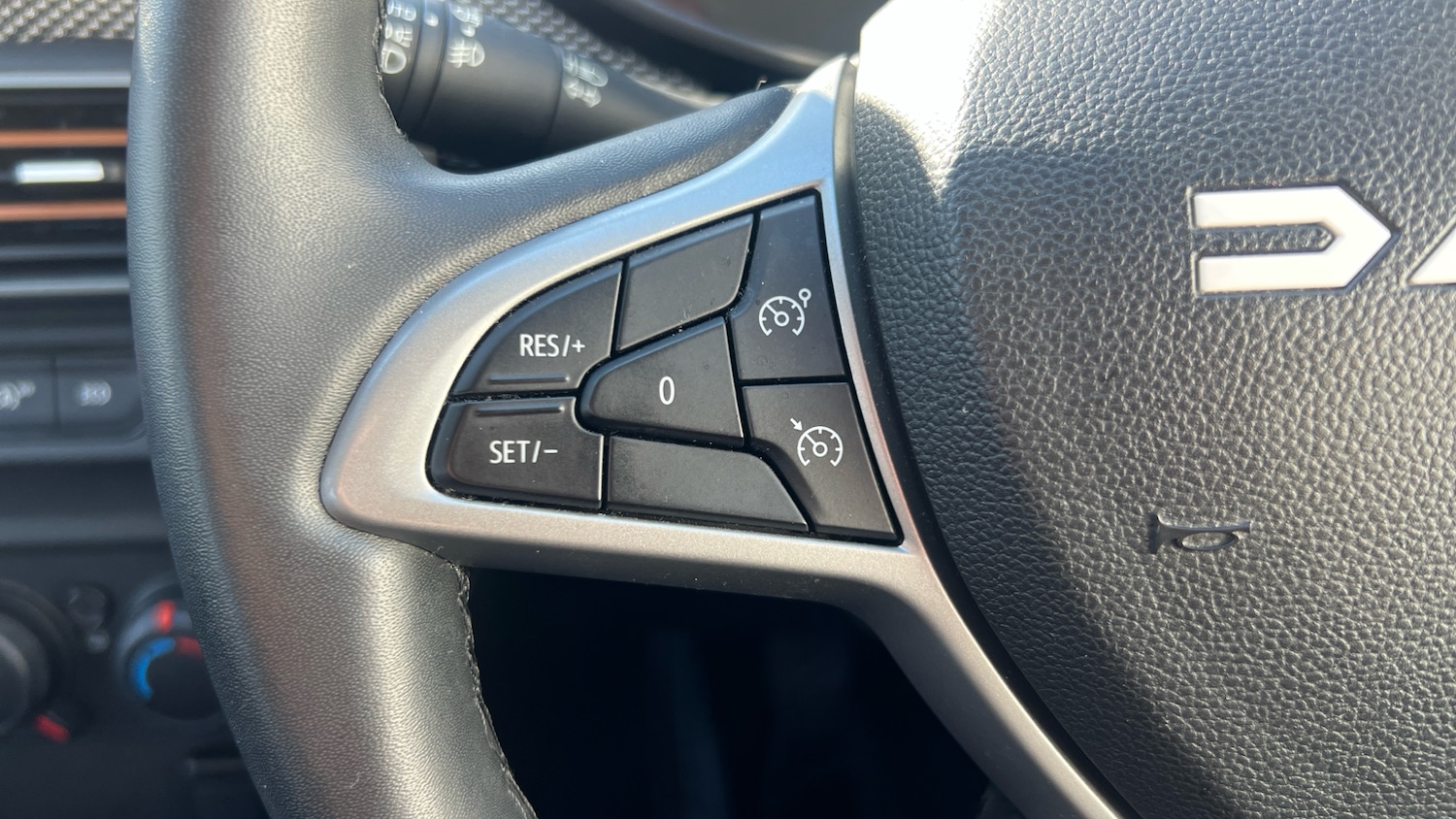 Used Dacia Sandero Stepway 2023 for sale - 77935122: Photo 30