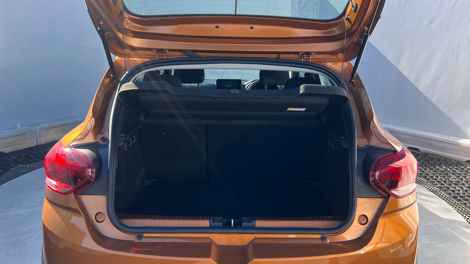 Used Dacia Sandero Stepway 2023 for sale - 77935122: Photo 4