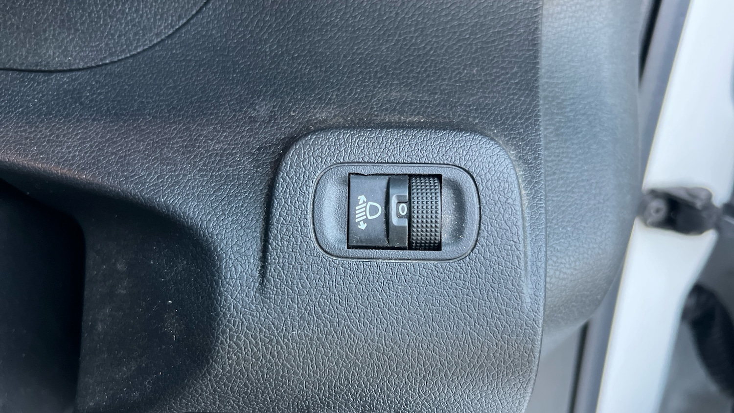 Used Peugeot Partner 2023 for sale - 76662920: Photo 33