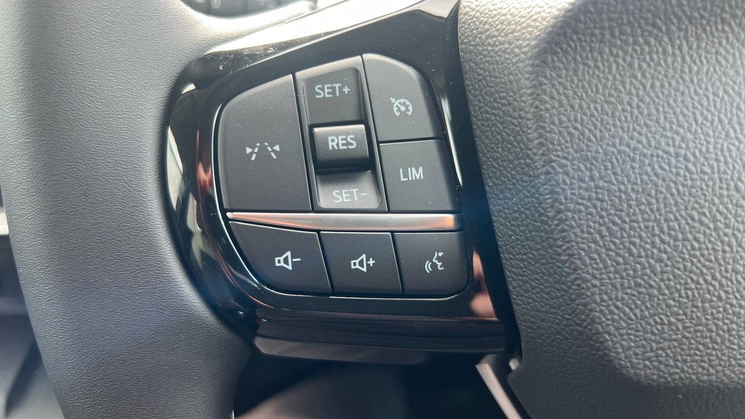 Used Ford Puma 2025 for sale - 76859069: Photo 32