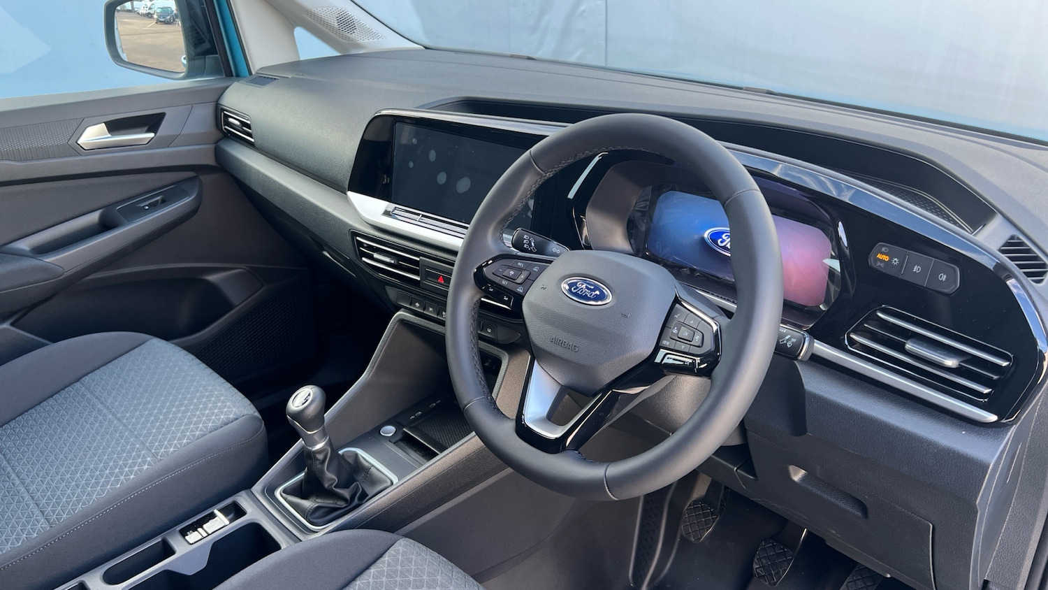 Used Ford Transit Connect 2025 for sale - 76340515: Photo 11