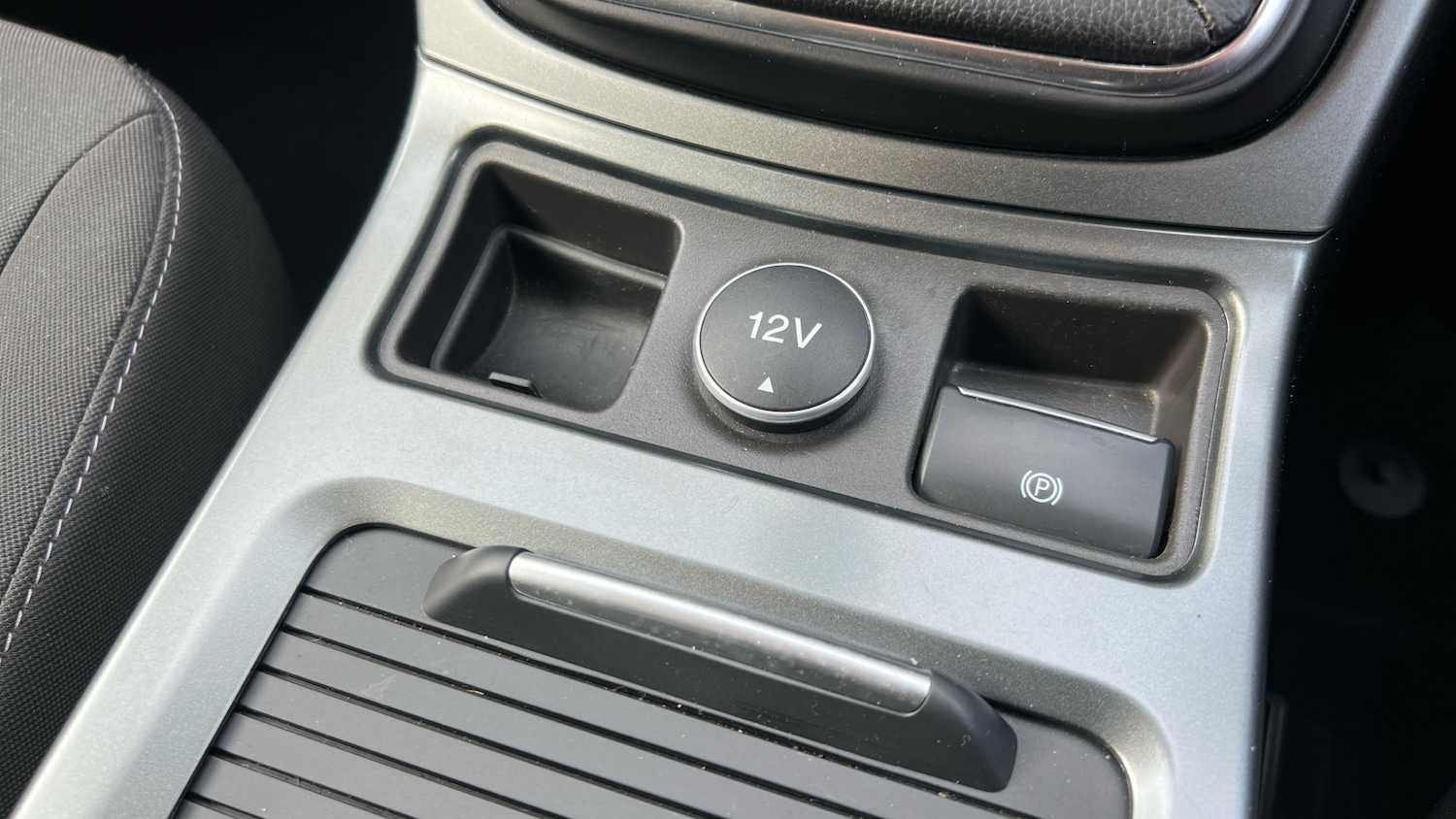 Used Ford Kuga 2018 for sale - 77999268: Photo 28