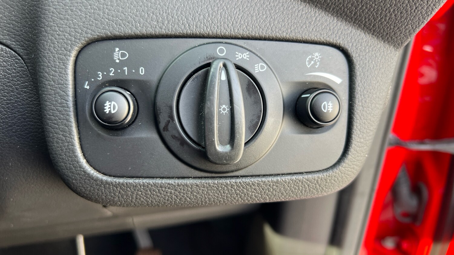 Used Ford Kuga 2018 for sale - 77999268: Photo 37