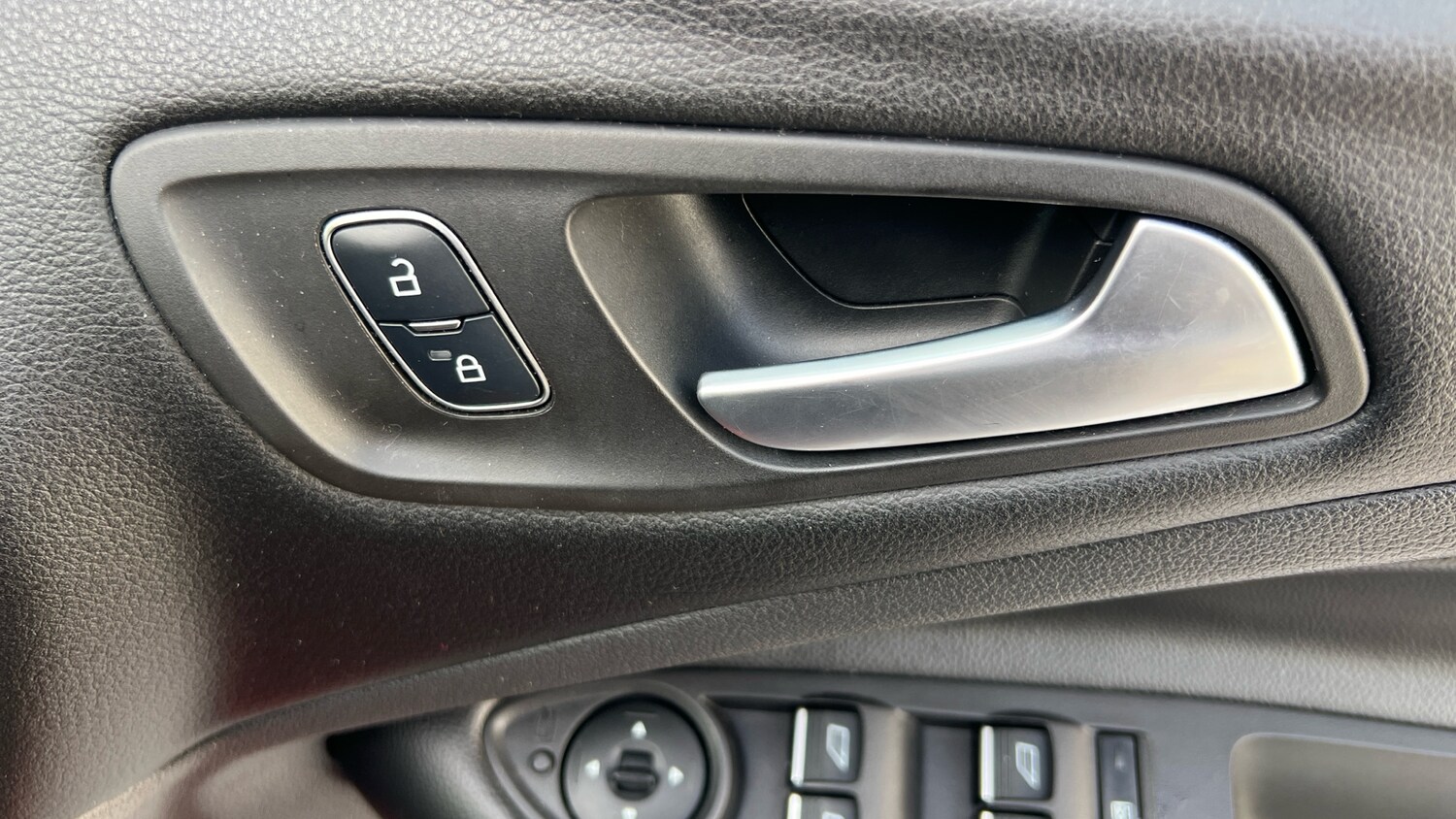 Used Ford Kuga 2018 for sale - 77999268: Photo 38