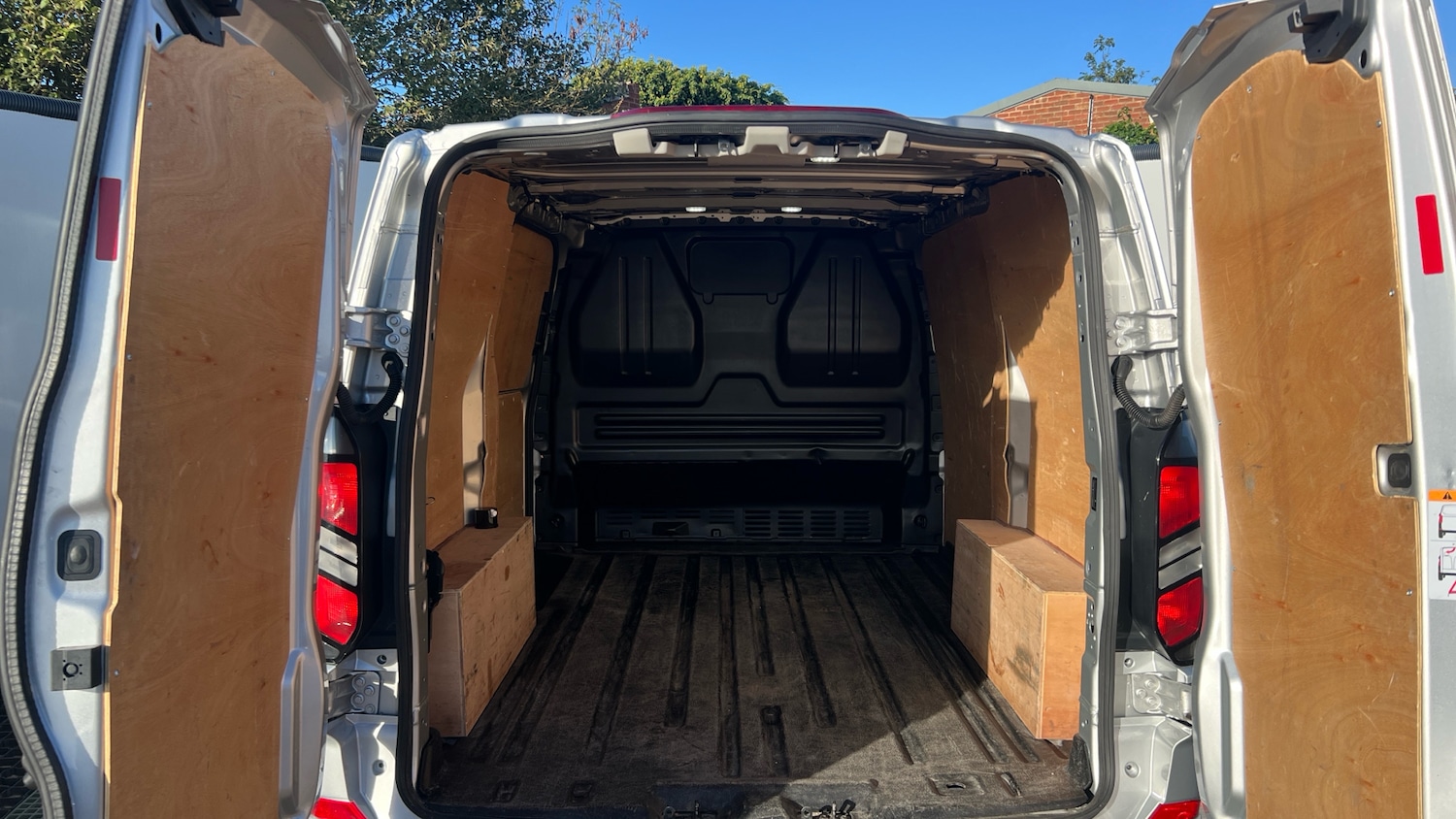 Used Ford Transit Custom 2024 for sale - 76035870: Photo 4