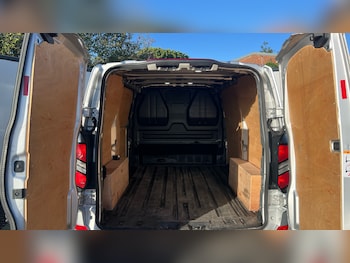 Used Ford Transit Custom 2024 for sale - 76035870: Photo 4