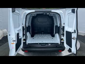 Used Ford Transit Courier 2024 for sale - 74588357: Photo