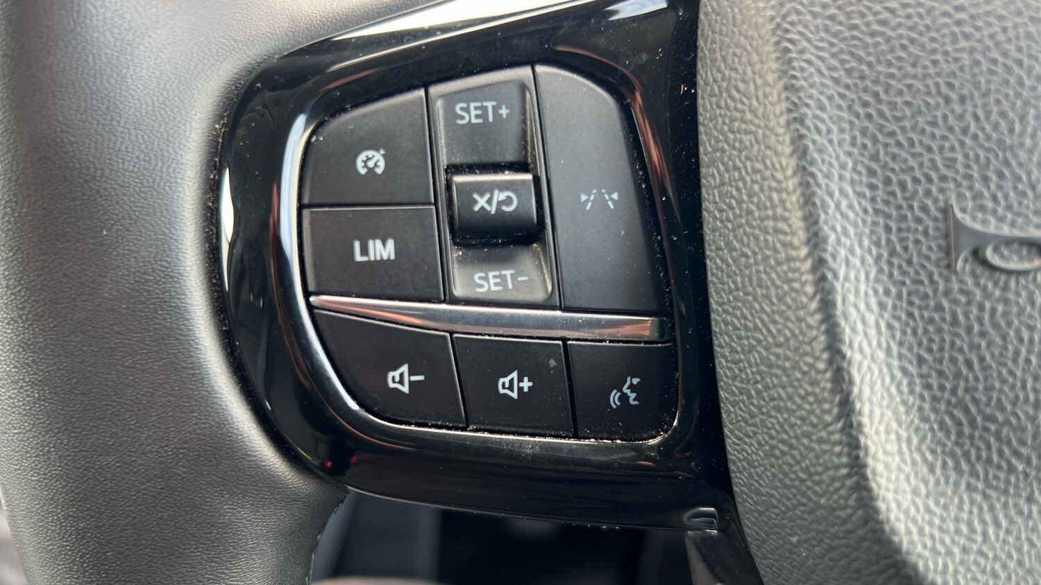 Used Ford Transit Custom 2024 for sale - 76344590: Photo 33