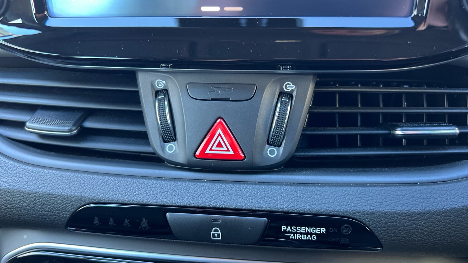 Used Hyundai i30 2018 for sale - 76795077: Photo 25