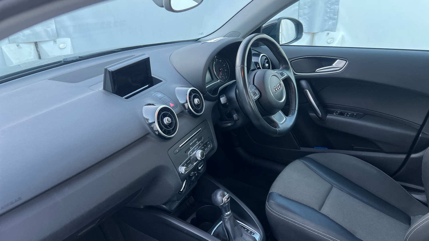 Used Audi A1 2018 for sale - 76643246: Photo 9