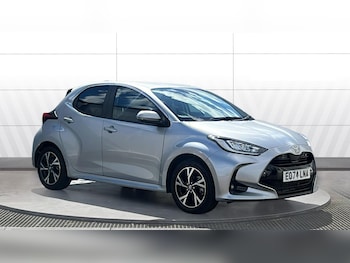 Used Toyota Yaris 2024 for sale - 78838401: Photo