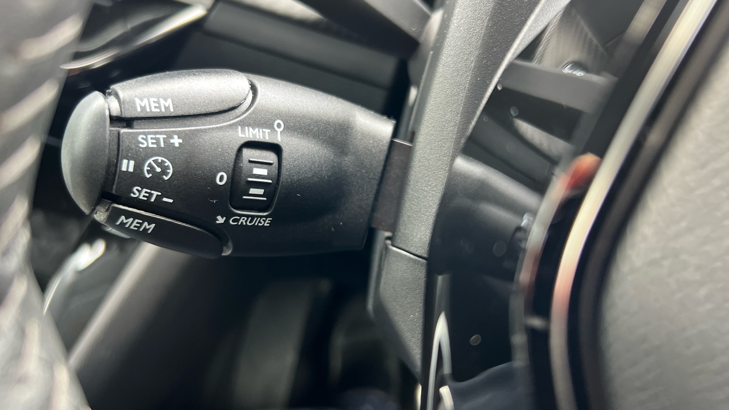 Used Peugeot 208 2023 for sale - 77403773: Photo 36