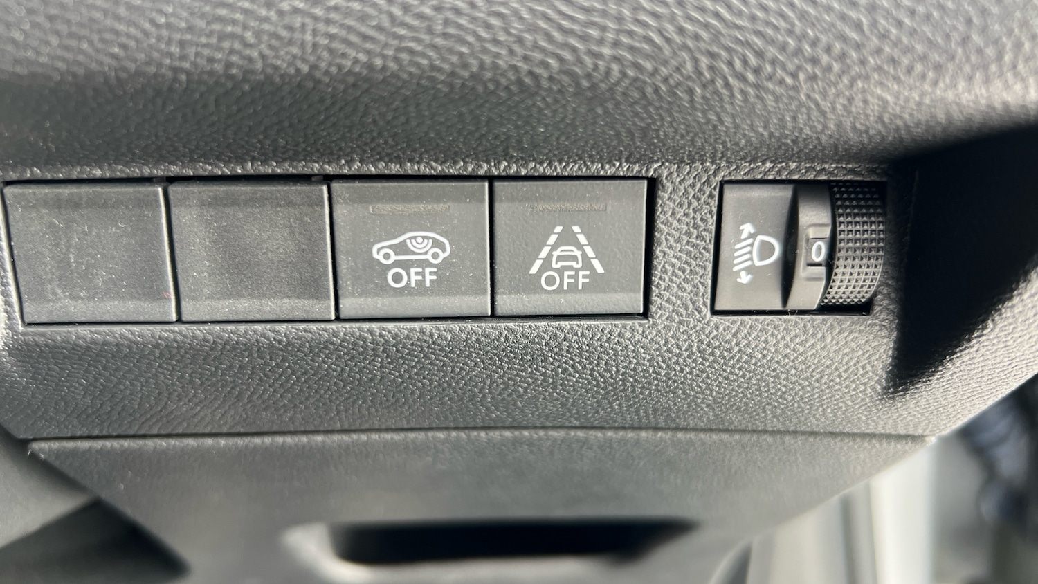 Used Peugeot 208 2023 for sale - 77403773: Photo 38