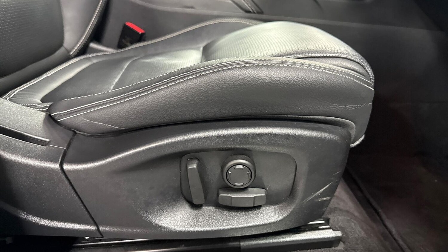 Used Jaguar E-Pace 2024 for sale - 78191299: Photo 23