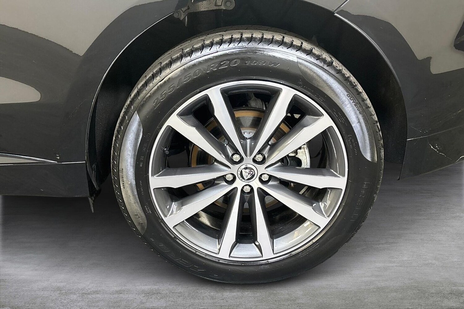 Used Jaguar F-Pace 2024 for sale - 77489779: Photo 6