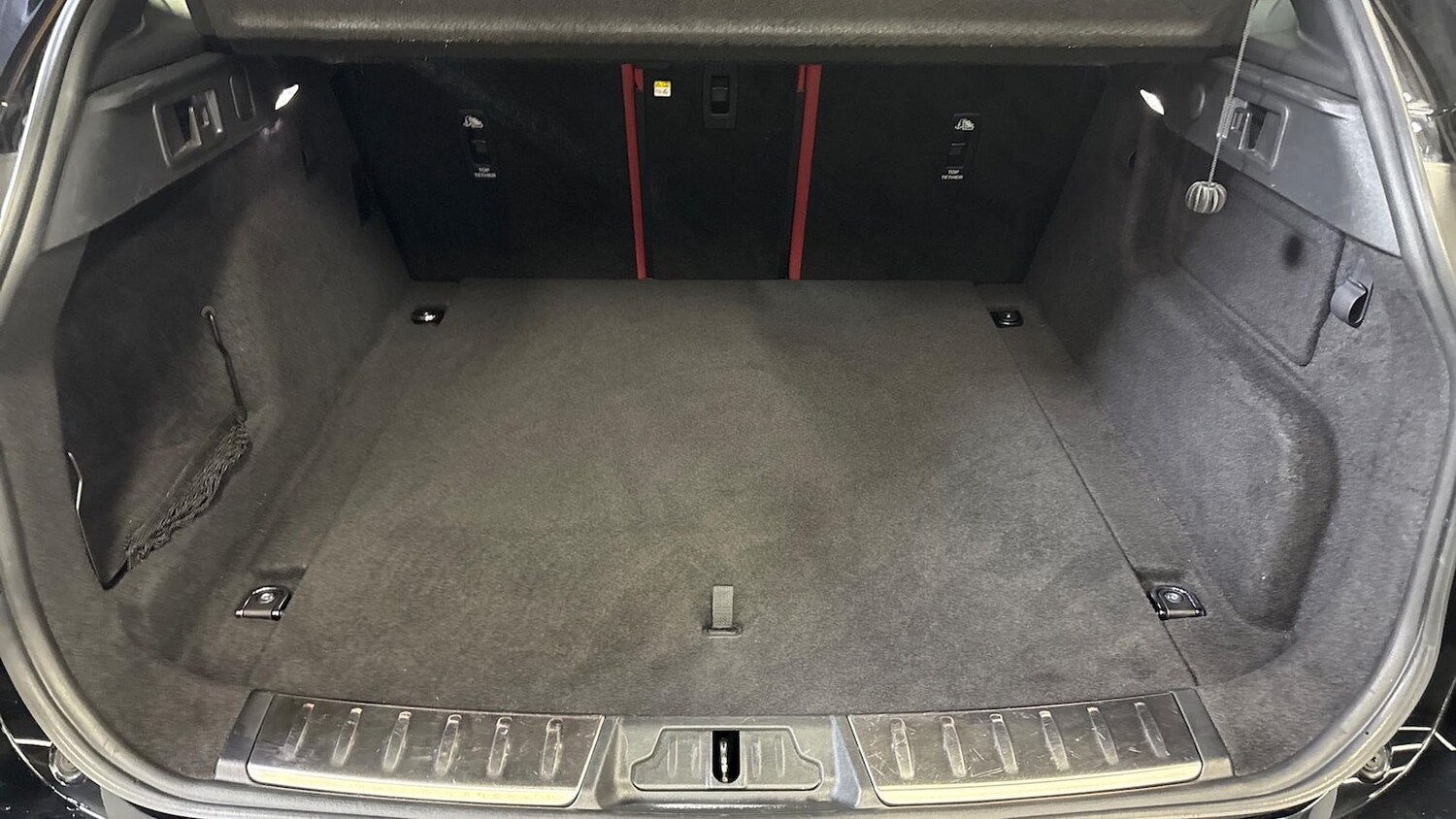 Used Jaguar F-Pace 2022 for sale - 76490655: Photo 10