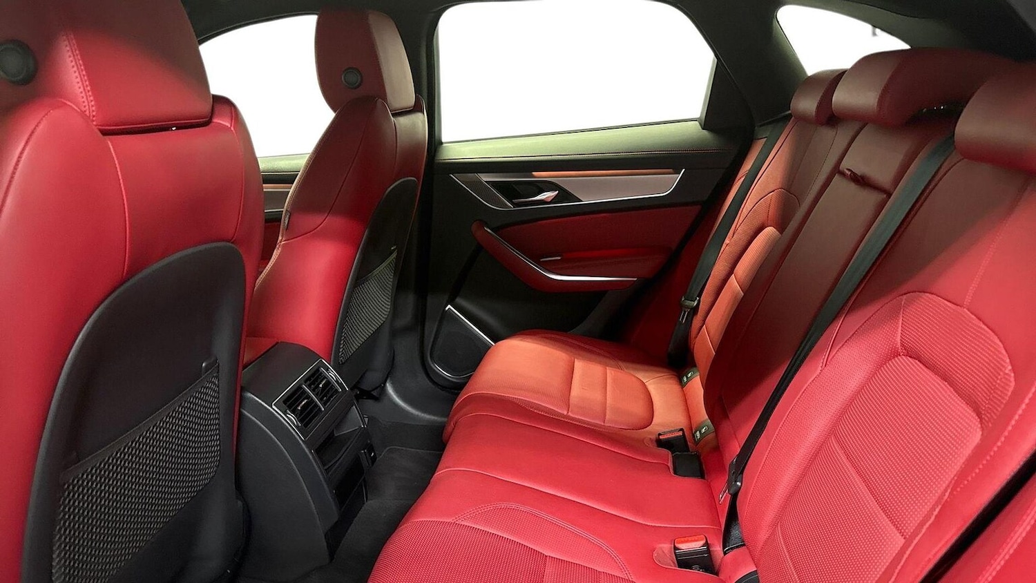 Used Jaguar F-Pace 2022 for sale - 76490655: Photo 4