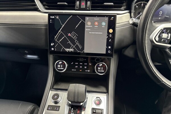 Used Jaguar F-Pace 2021 for sale - 76082444: Photo 13