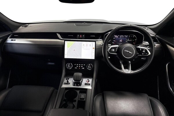 Used Jaguar F-Pace 2021 for sale - 76082444: Photo 8